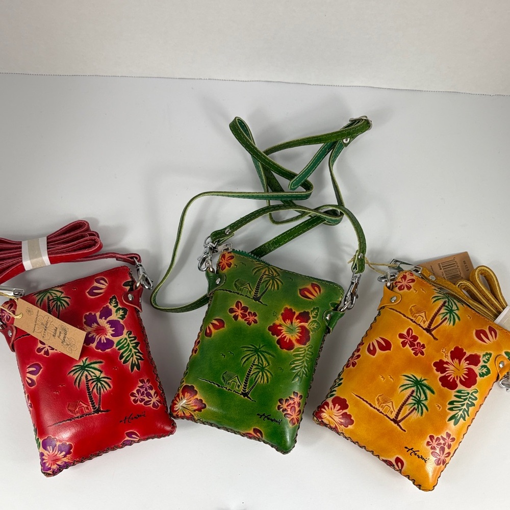 Hand-Painted Green Tropical Crossbody Phone + Credit Card Crossbody Bag (NWT)